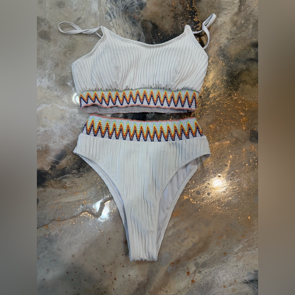 White Ribbed High-Waisted Bikini Set - Picture 2 of 4